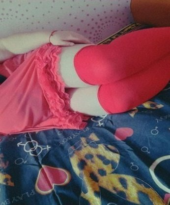 А еще я обладательница нежных рук и нереально горячих губ 👄 Не веришь? Посмотри на мои фото и оставься без слез 😍 Живу в загадочной Москве, городе возможностей, где вместе мы сможем исследовать самые скрытые уголки нашей страсти 👯♀️ Возьмешься ли ты открыть для себя новый уровень наслаждения со мной? Отзывы моих довольных клиентов 🌟 говорят сами за себя - так что не теряй времени и приглашай меня к себе в объятия. Я жду тебя, мой сладкий грешник... 💋💋💋 Юлька